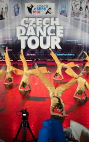 Rozšířené studium k hl. taneč. oborům, Acro dance